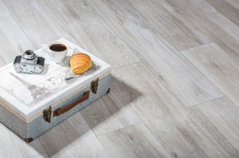 Mattina bianco 20x120 gres rektyfik G.1 - cena za 1m2 Mattina bianco 20x120 gres rektyfik G.1 - cena za 1m2